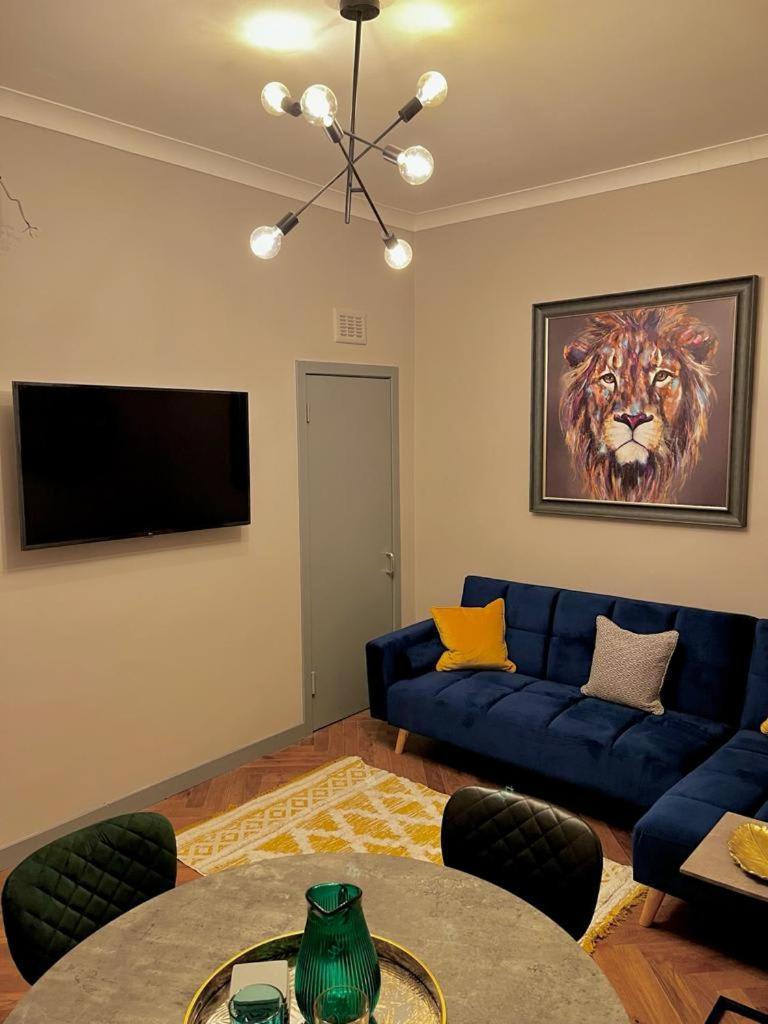 1 Bed Apt In West End Глазгоу Екстериор снимка